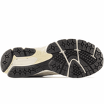 New Balance men's sports shoes sneakers M2002RCC - IFY Sports